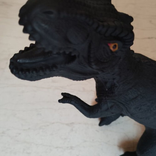 Dinosaur toy like new