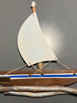 Decorative boat like new