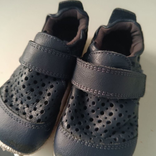Bobux baby shoe, size 20-21, lightly used
