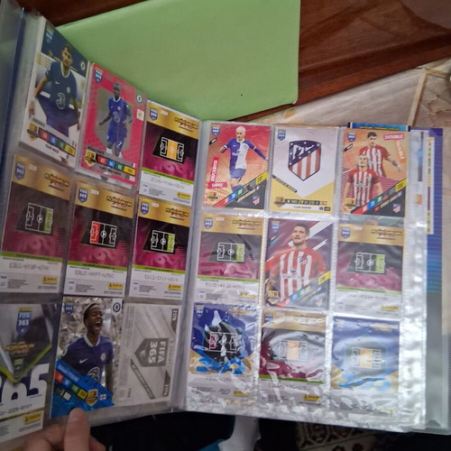 Album 2024 used with 129 cards