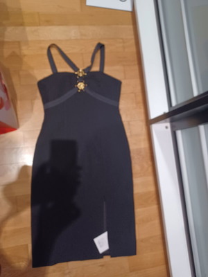 Dress new, size S, very elegant