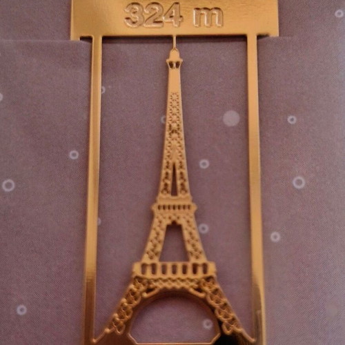 Bookmarks from Paris new