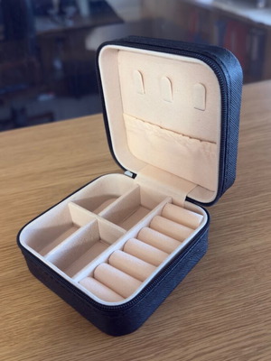 Jewelry box new, black shade