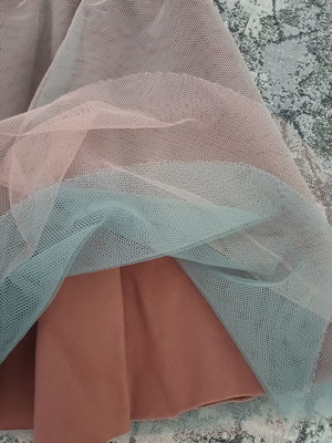 Girls' skirt with lining size 4 years like new beige