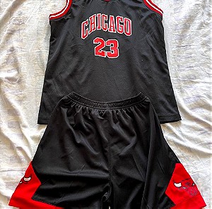 Παιδική αθλητική Στολή σορτσάκι και αμάνικη μπλούζα μπάσκετ Chicago Jordan για 8-10 ετών