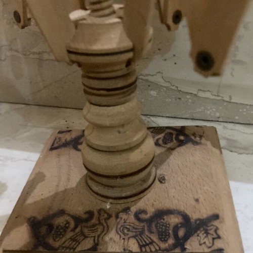 Wooden folding yarn swift used for threads