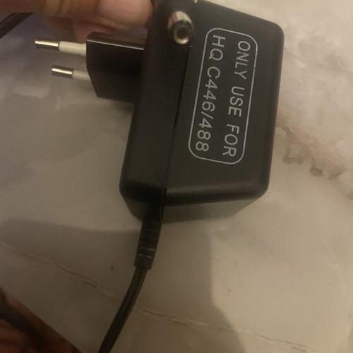 Philips HQ 446 charger like new, compatible with 5 mm devices