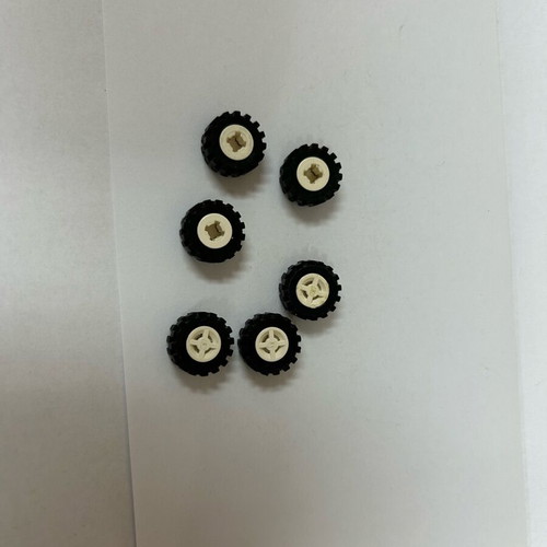 Lego τροχοί 8mm πακέτο 6 μεταχειρισμένοι