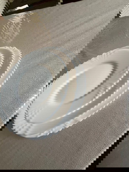 Πιάτα λευκά laminate, 1€ το κομμάτι