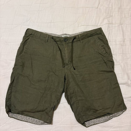 Benetton linen bermuda shorts, khaki, size L