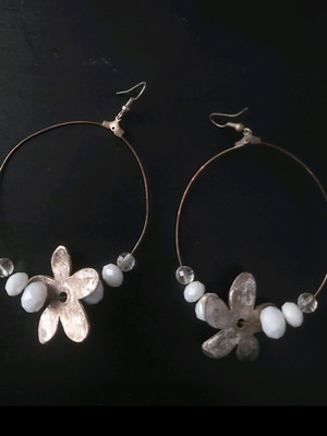 Vintage earrings used