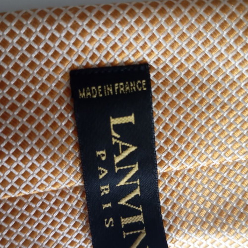 Lanvin silk tie like new, gold cream color