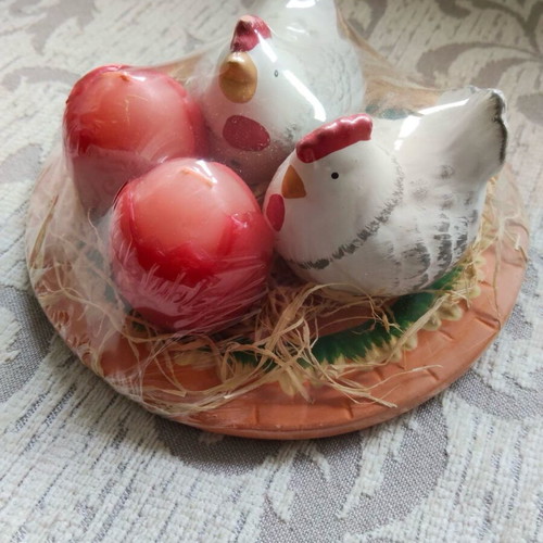 Clay Easter decoration new with hens and candles