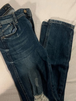 Zara high waisted jeans new, size 32