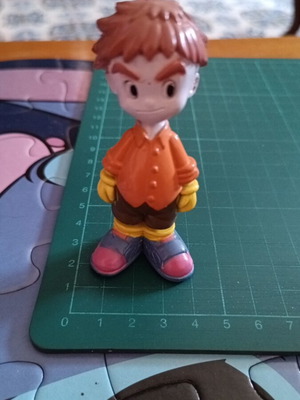 Izzy Izumi Digimon Adventure figure like new