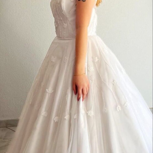 Wedding dress large one-piece like new, white