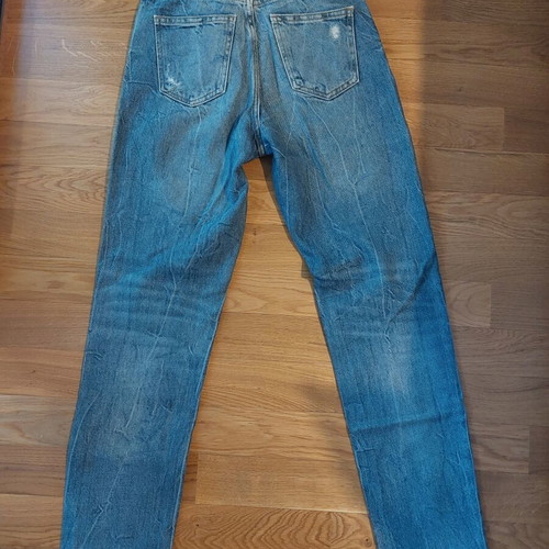 Zara denim jean mom fit with rips like new, size XXS