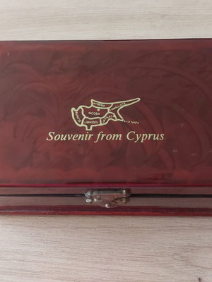 Vintage ξύλινη μπιζουτιέρα