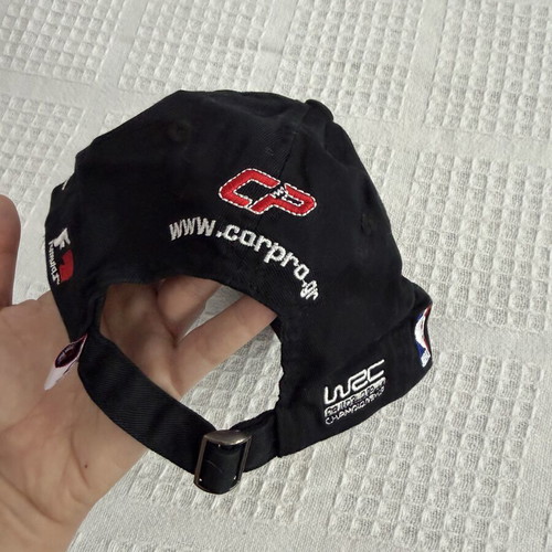 Hats set like new, pack of 4, one size