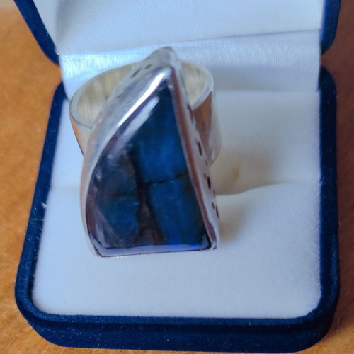 Silver ring with labradorite stone handmade, like new