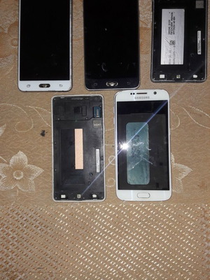 SAMSUNG J5