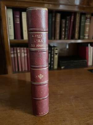 Anatole France L'Ile Des Pingouins book used, French edition 1908