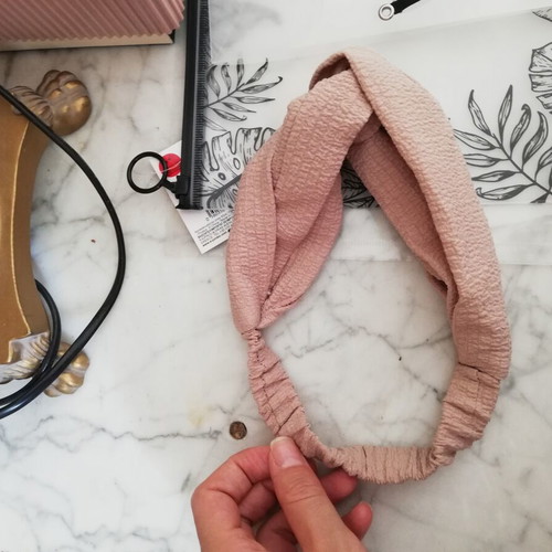 Beige hairband