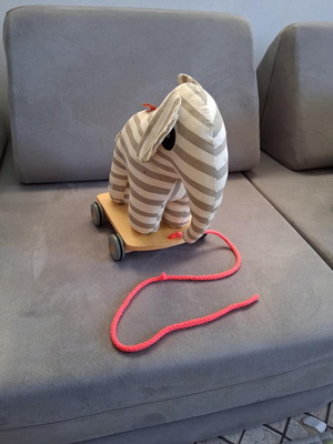 Elefant done by deer μεταχειρισμένο με μαγνήτες για πίνακα