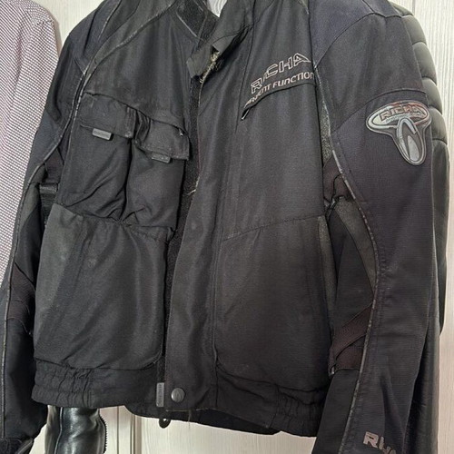 Richa motorcycle jacket small used with air vent function