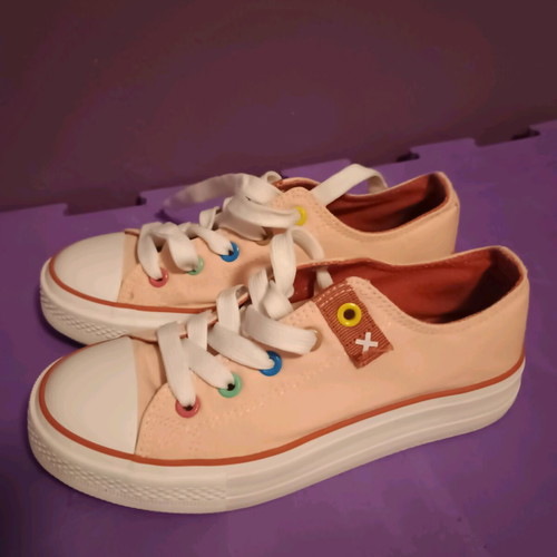 Kids' athletic shoe size 31 pink like new