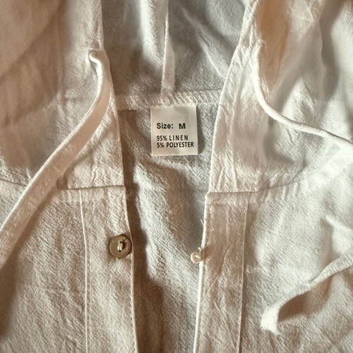 White linen men's hoodie shirt new, size M