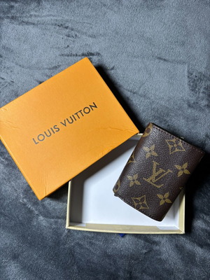 Πορτοφόλι Louis Vuitton Monogram σαν καινούργιο, καφέ