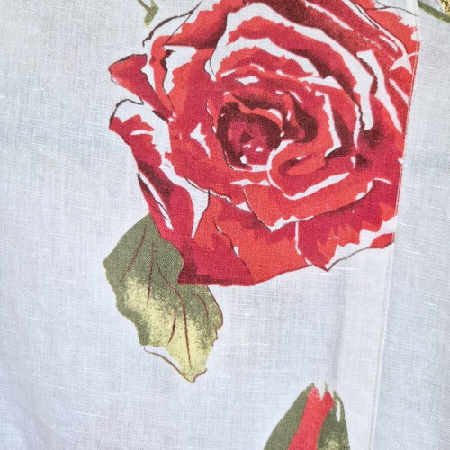 Vintage linen shirt like new with red roses, size S-M