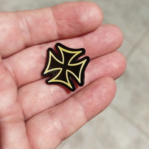 Iron Cross pin badge, black enamel with metallic outline