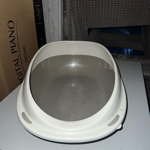 Cat litter box new