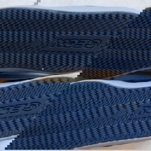 Geox 34