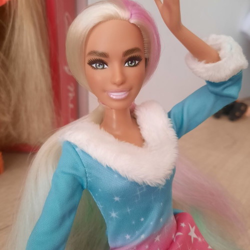 Barbie Cutie Reveal doll Advent Calendar