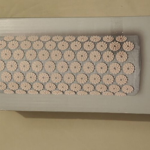 Acupressure pillow 37 cm like new, cotton cover