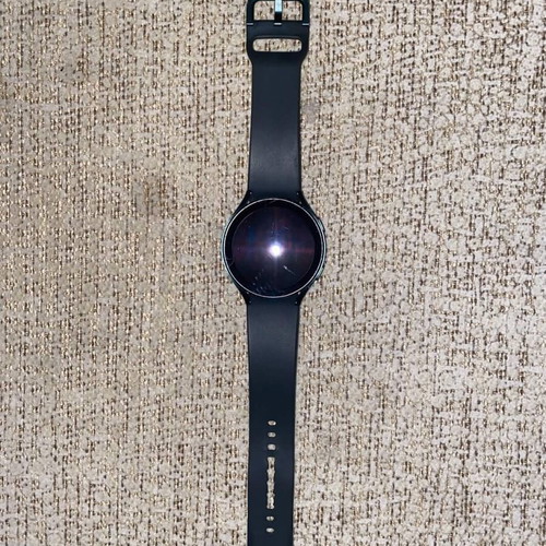 Samsung Galaxy Watch 4 used, good condition, fully functional