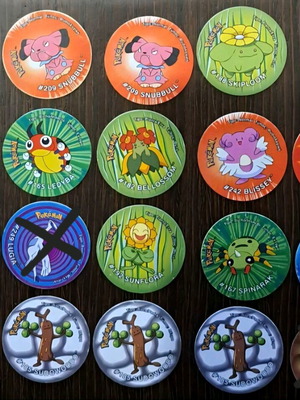 Pokemon Tazos 18 pieces like new