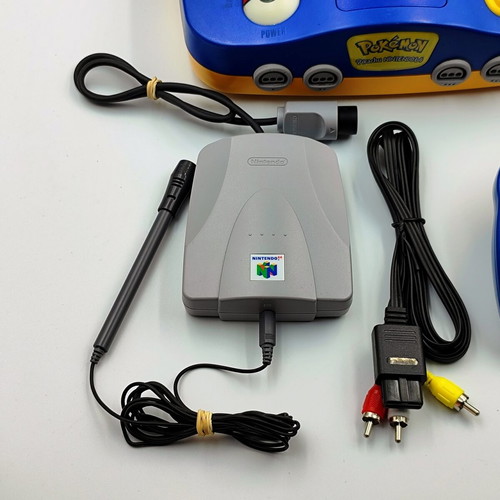 Nintendo 64 Pokémon Pikachu Edition like new with Hey You Pikachu and accessories