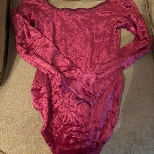 Red velvet bodysuit like new, deep neckline, sizes S/XS