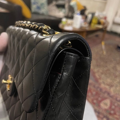 Chanel 11.12 shoulder bag like new, black and gold