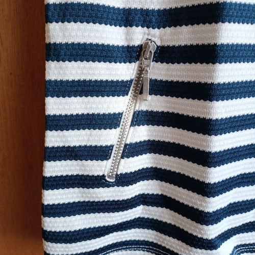 Striped blouse in navy and white with zipper, like new, size S