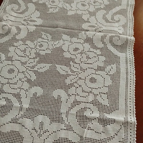 Handmade knitted table runner new, length 1 meter, width 45 cm