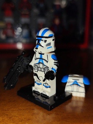 501st Legion Trooper Lego minifigure with blaster and armor