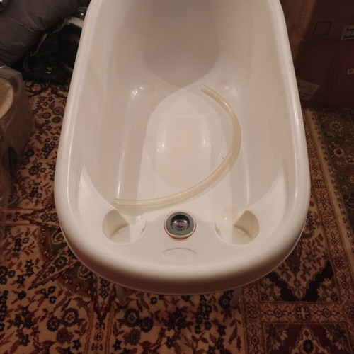 Baby bathtub like new