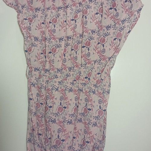Lightweight blouse with different fabric on bust, like new, size M