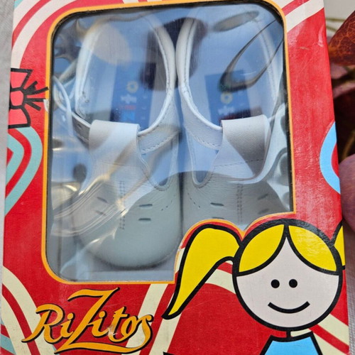 RiZitos leather baby shoes size 17