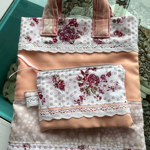 Tote bag and small purse for little girl, new, pink